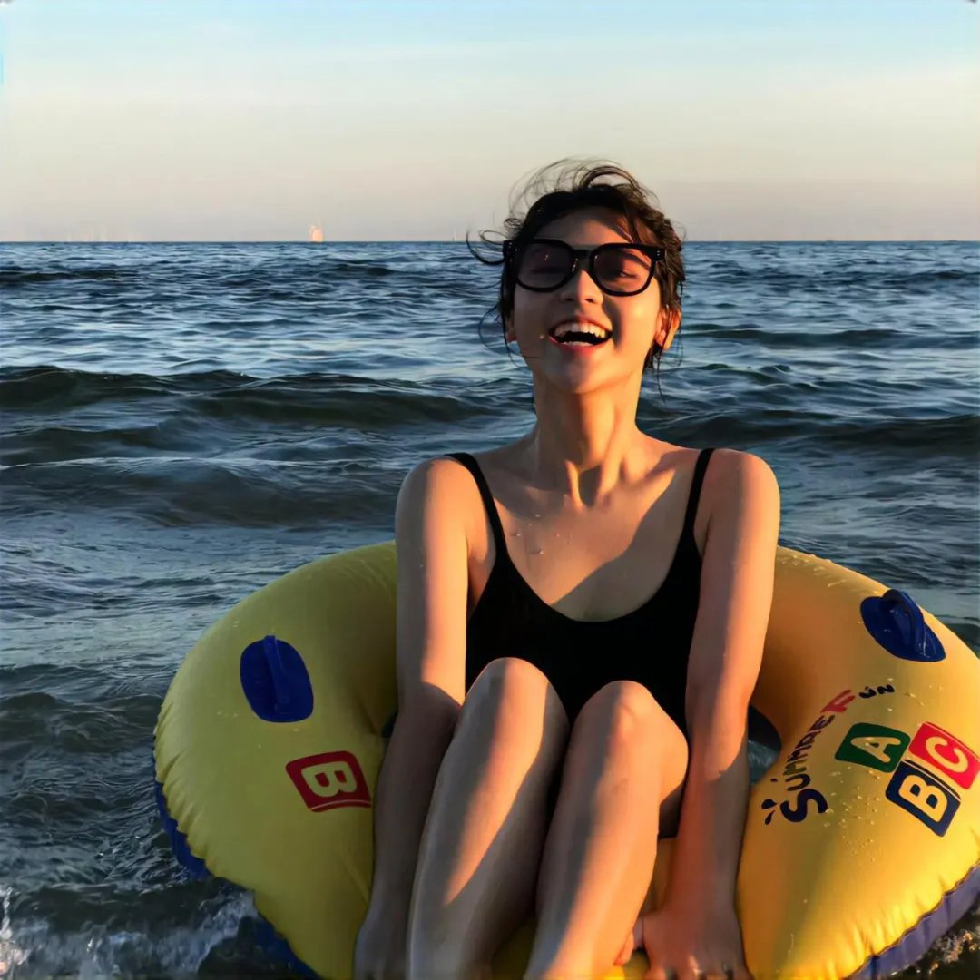 极爱 海报